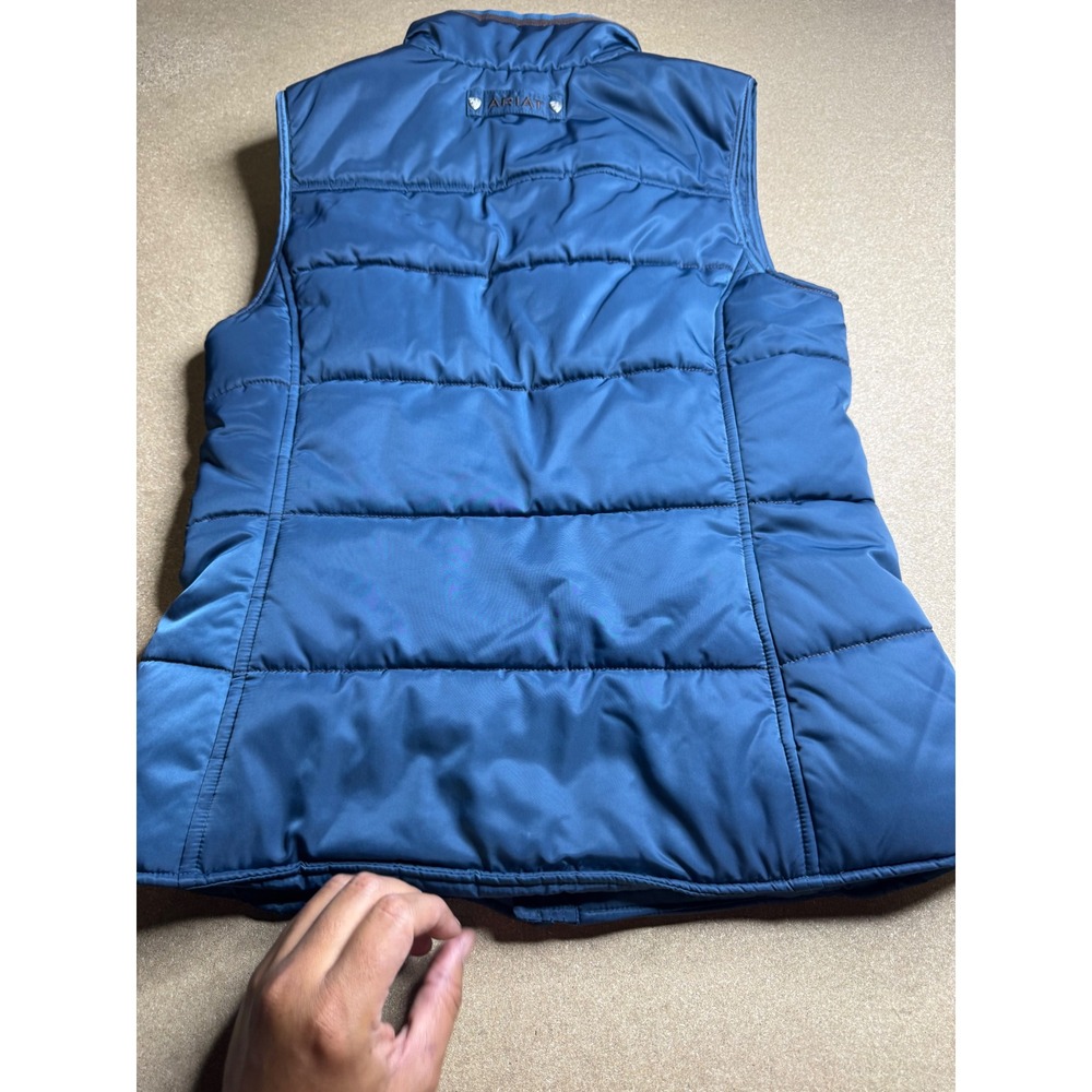 Ariat Mens Puffer Vest Blue Quilted Full Zip Polka Dot Lining Size Small - Picture 5 of 9